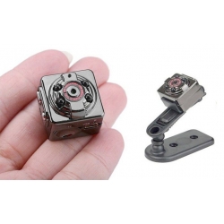 Mini DV kamera stříbrná