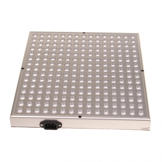 Plnospektrální LED světlo pro růst rostlin