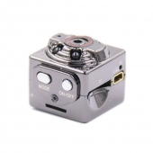 Mini DV kamera stříbrná
