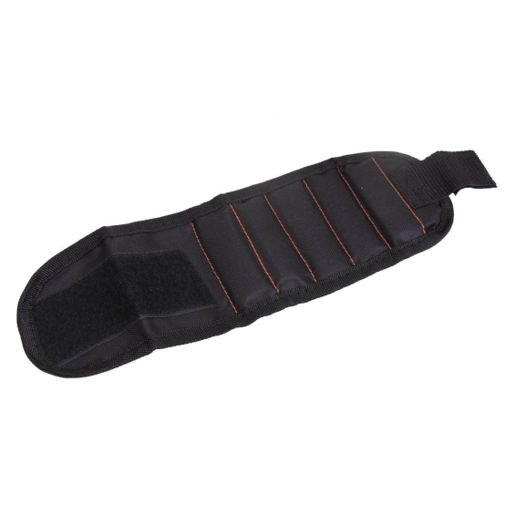 Magnetický náramek pro kutily