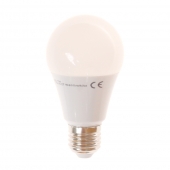 LED žárovka A60-7W E27