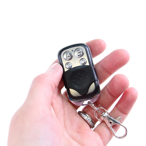 Duplikátor dálkový ovladač černo-stříbrný