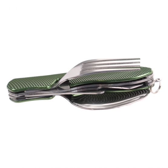 Multifunkční kempingový příbor