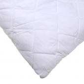 Polštář a přikrývka z dutého vlákna