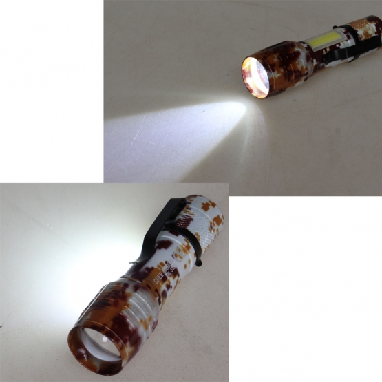 USB svítilna se zoomem maskáčová