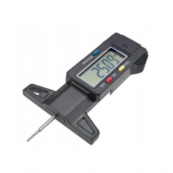 Měřič hloubky dezénu pneumatik