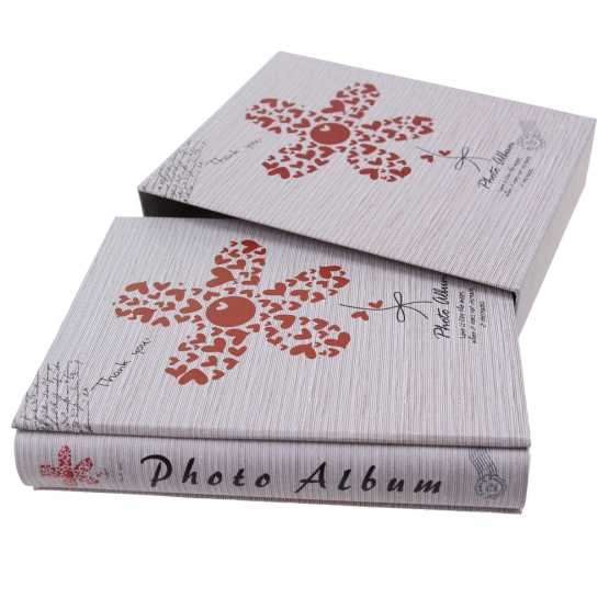 Fotoalbum s květinou na 200 fotografií šedé