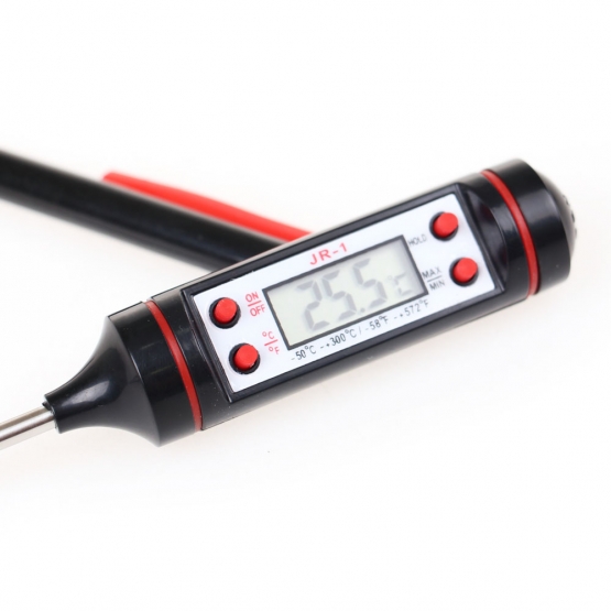 Digitální teploměr na maso