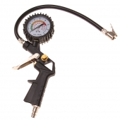 Hustící kompresor s manometrem